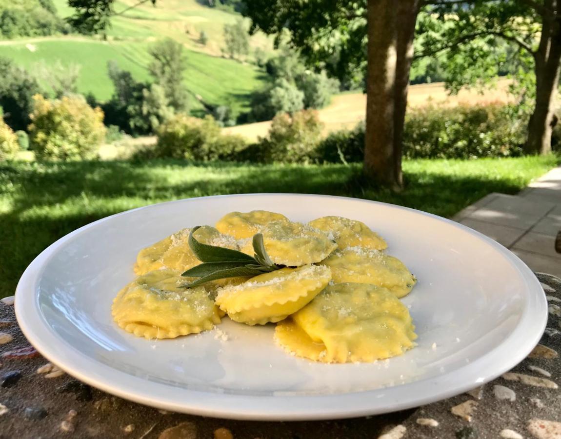 Agriturismo Il Colore Del Grano San Vittore  Eksteriør bilde